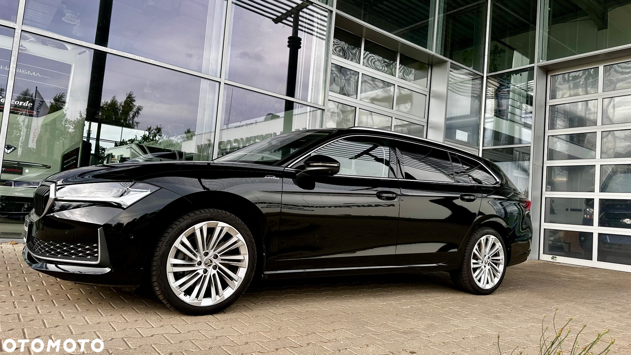 Skoda Superb 2.0 TDI SCR 4x4 L&K DSG - 6