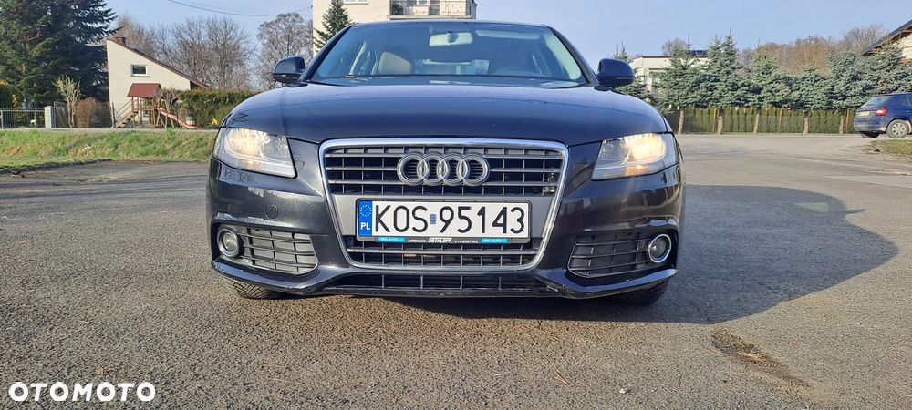 Audi A4 Limousine - 3