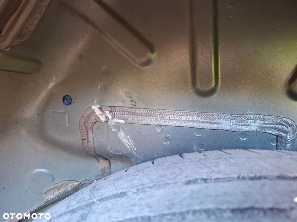 Peugeot 3008 PureTech 130 Stop & Start GPF Allure - 26