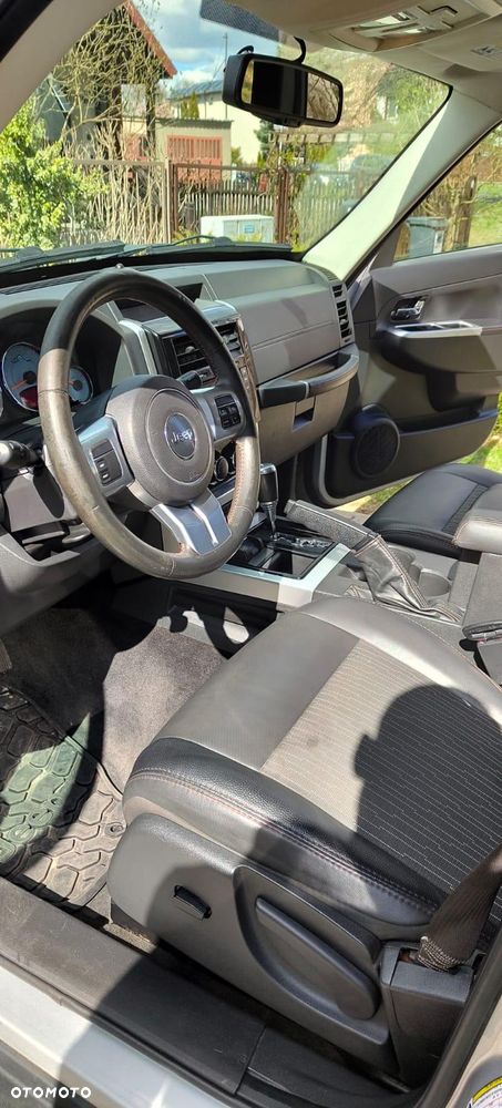 Jeep Liberty 3.7 4x4 - 3