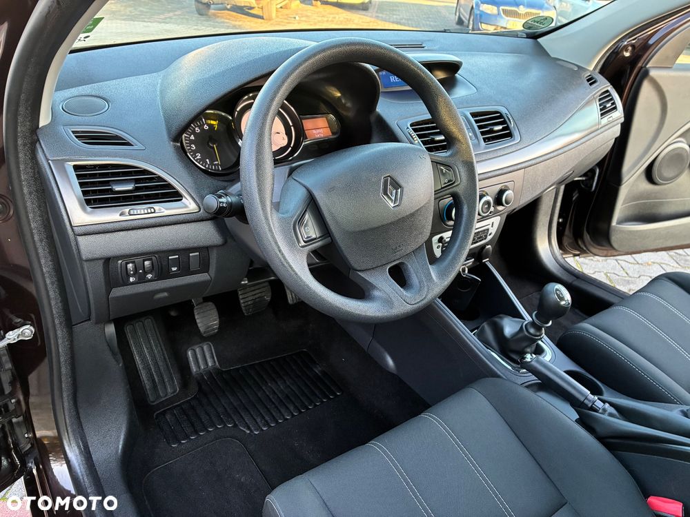 Renault Megane 1.6 16V Style Edition - 11