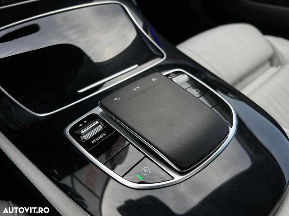 Mercedes-Benz CLS - 16