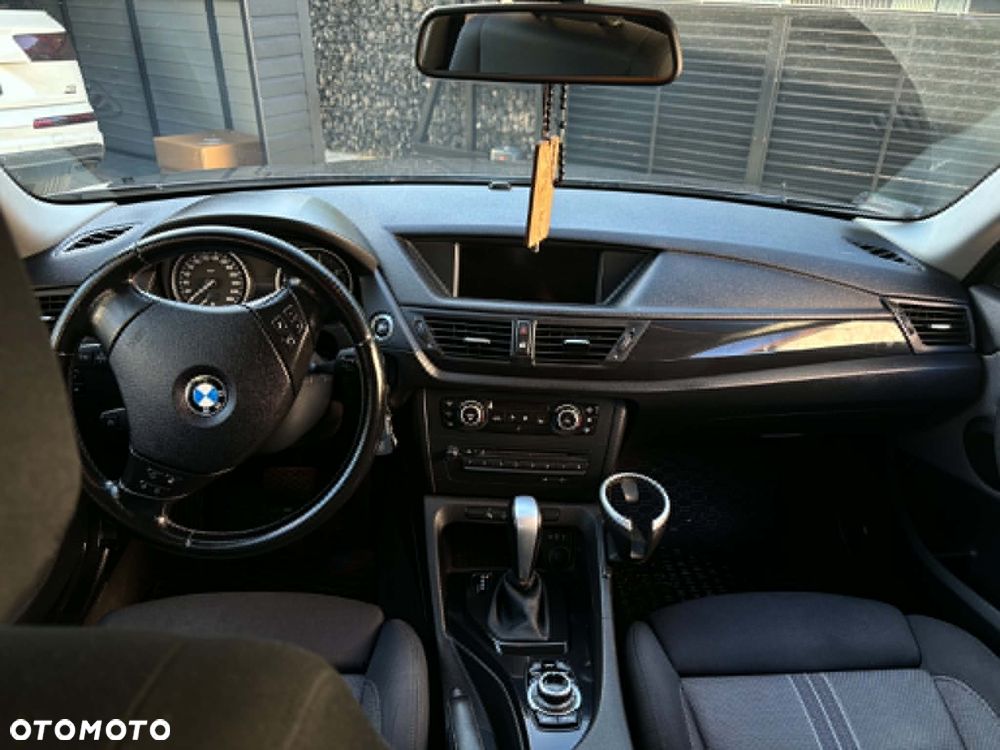 BMW X1 - 8