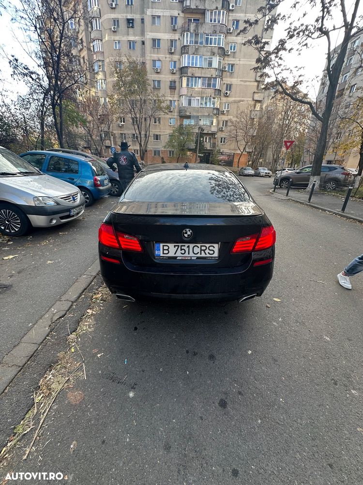 BMW Seria 5 530d Touring Sport-Aut. - 2