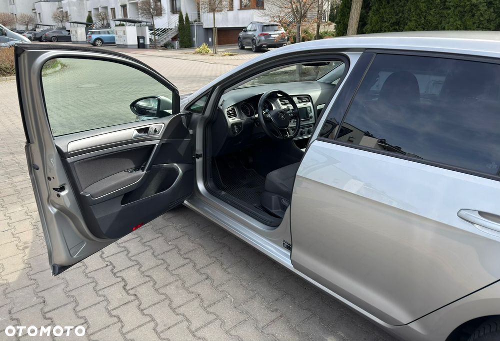 Volkswagen Golf 1.4 TSI BMT Comfortline - 10