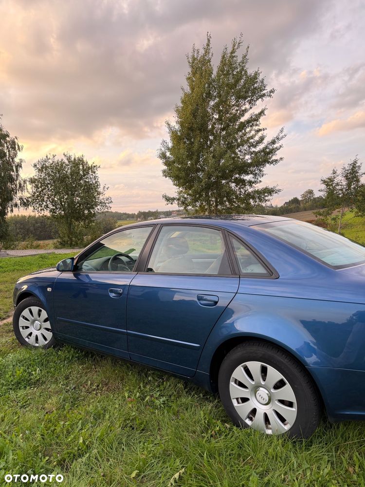Audi A4 Limousine 2.0 TDI - 5