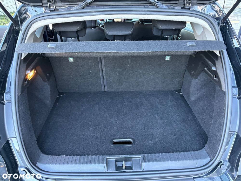 Renault Captur TCe 90 BUSINESS EDITION - 12