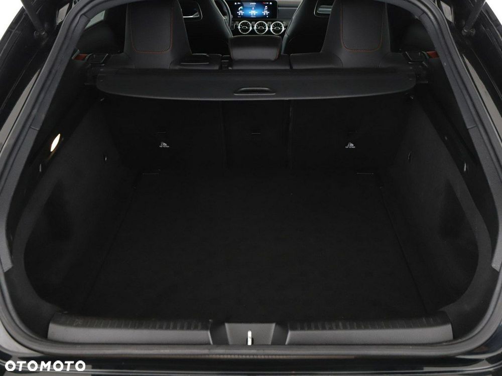 Mercedes-Benz CLA AMG 35 4-Matic 7G-DCT - 21