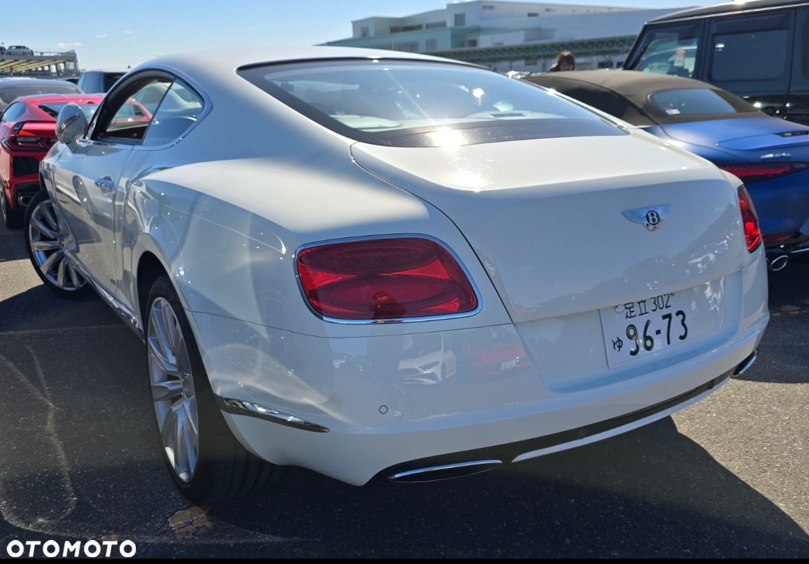 Bentley Continental GT W12 - 6