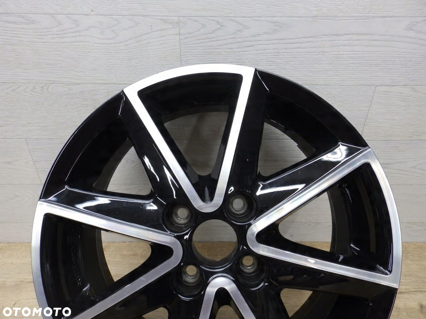 Felga Suzuki 5Jx15FH Et40 4x100 - 3