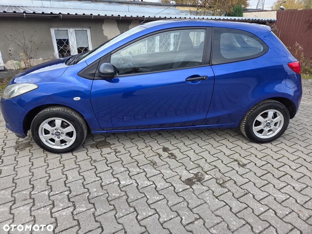 Mazda 2 - 5