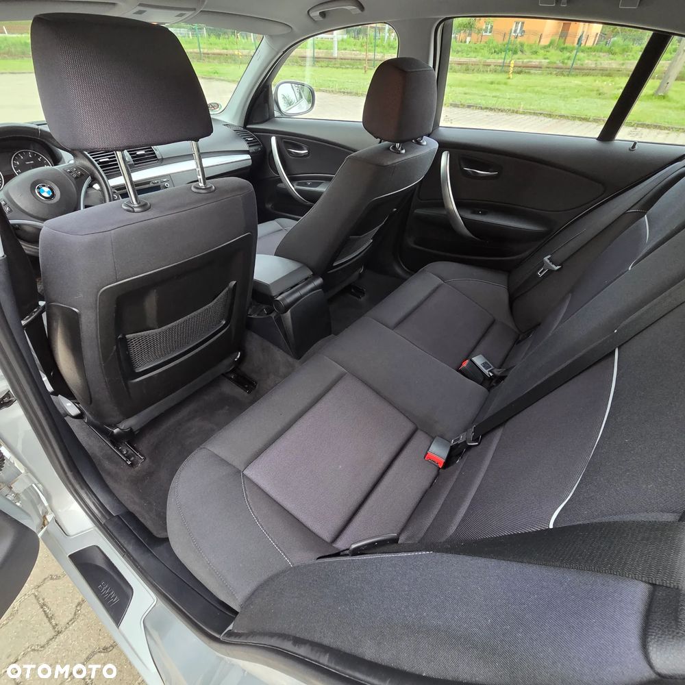 BMW Seria 1 - 17