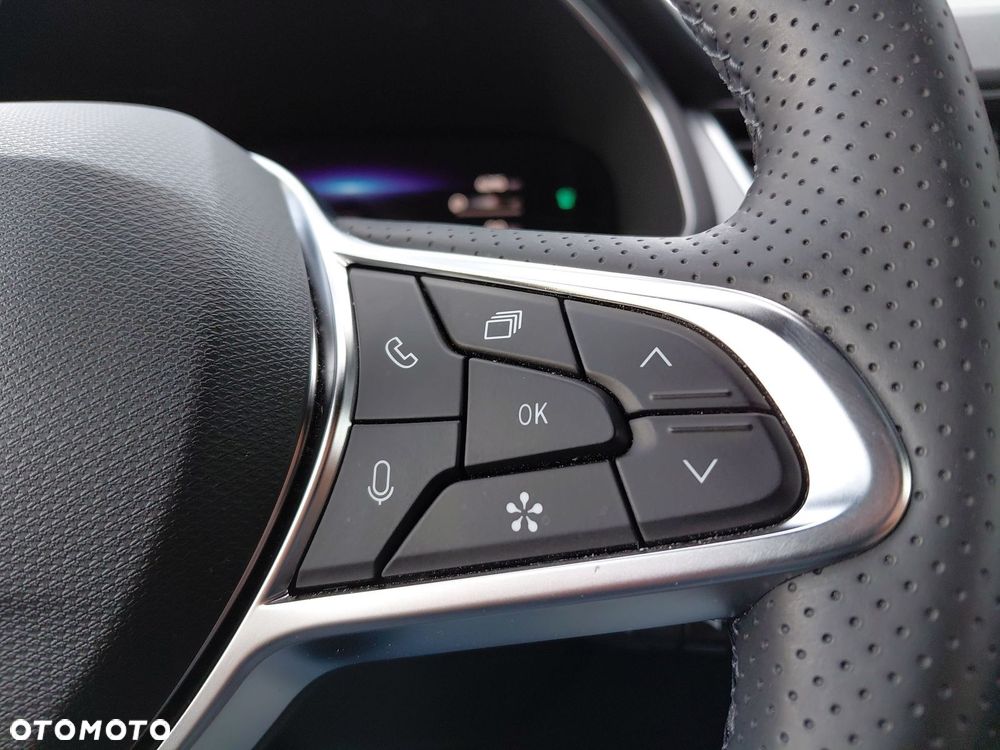 Renault Captur 1.3 TCe mHEV Techno EDC - 21
