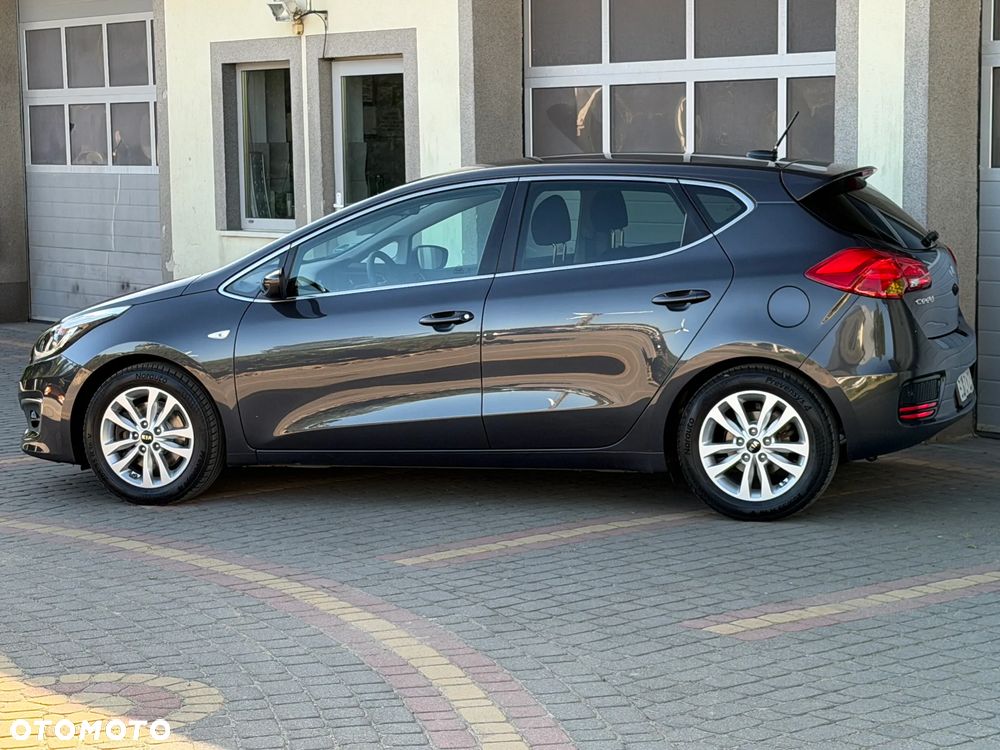 Kia Ceed 1.6 GDI Dream-Team Edition - 7