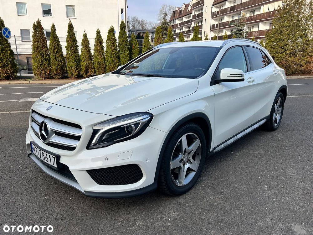 Mercedes-Benz GLA 200 7G-DCT AMG Line - 36