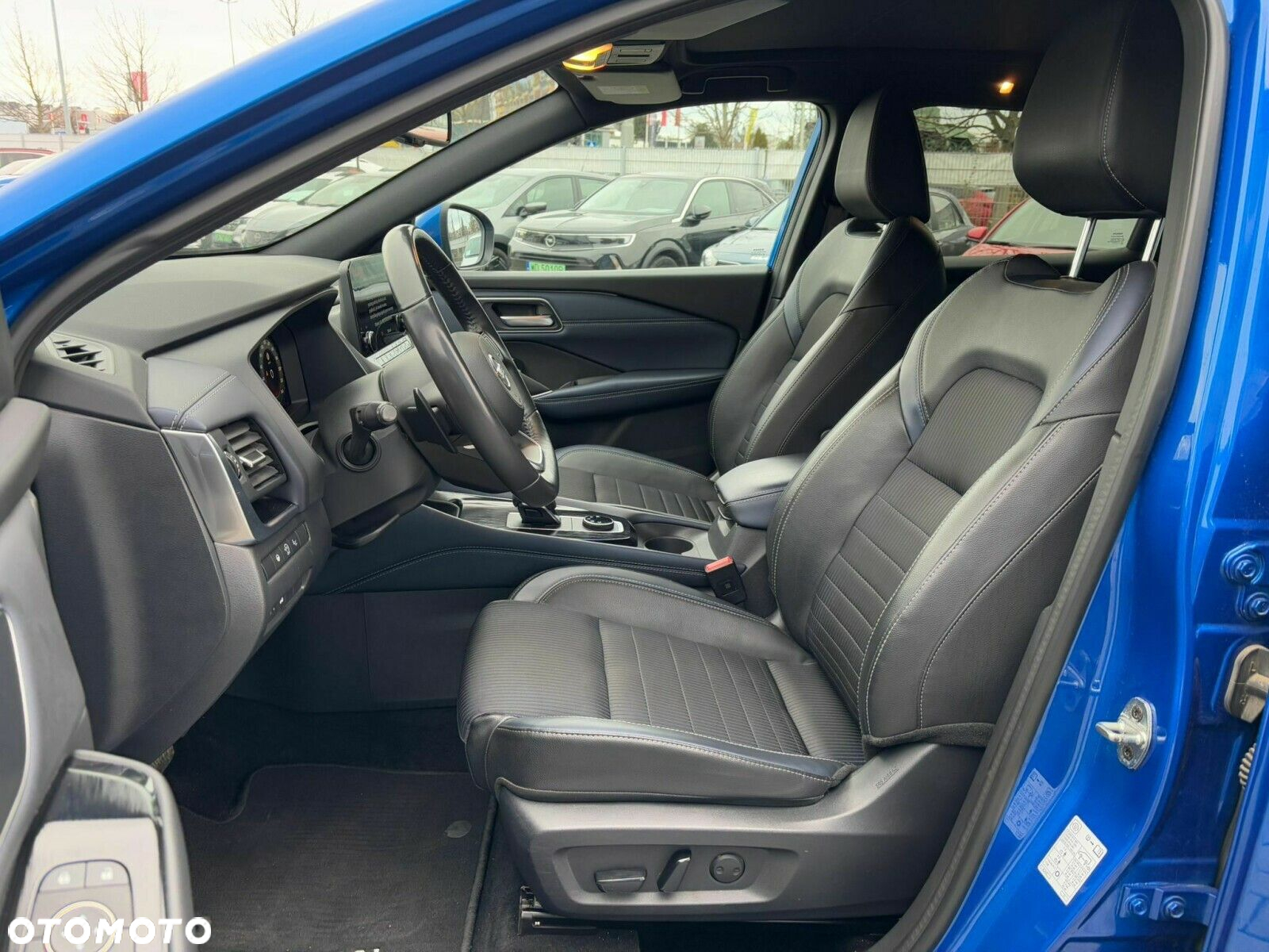 Nissan Qashqai - 12