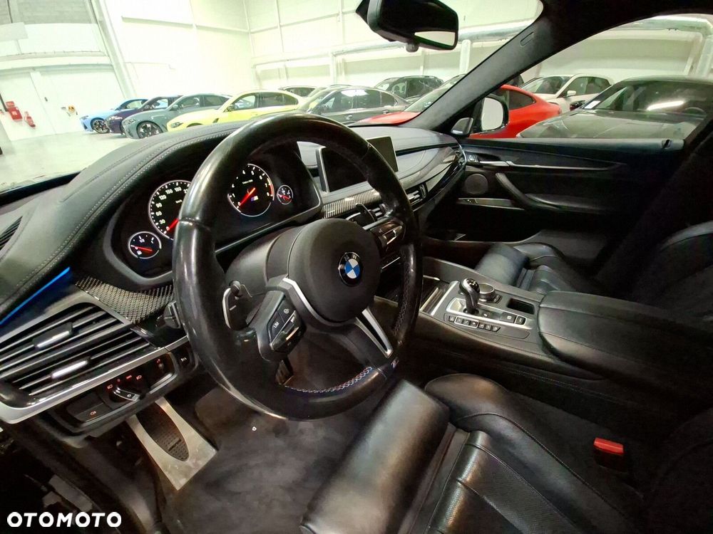 BMW X6M - 11