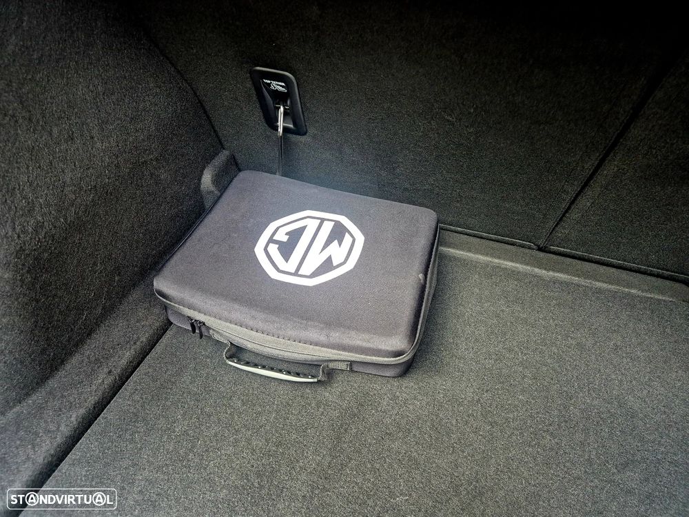 MG MG4 4 Standard - 38