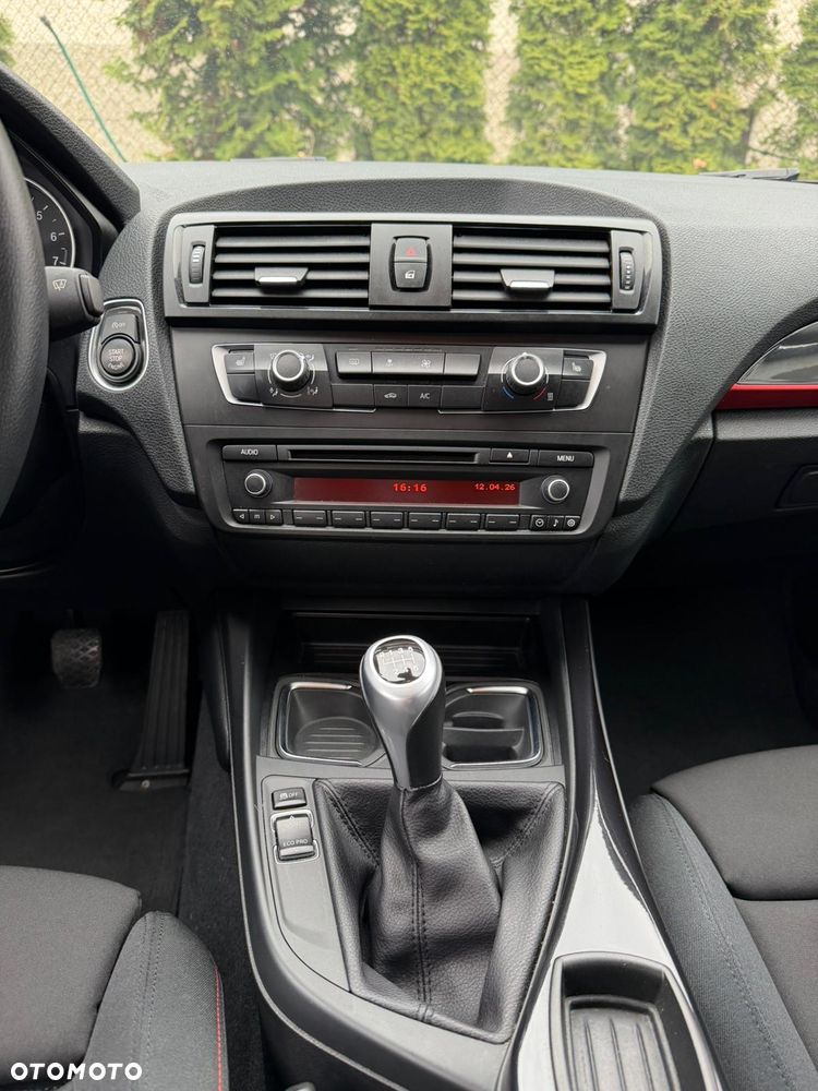 BMW Seria 1 116i Sport Line - 10