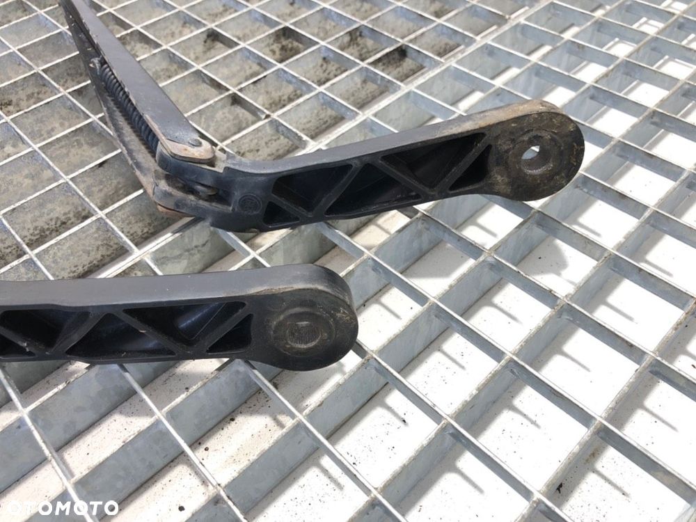 RAMIĘ WYCIERACZKI KOMPLET PRZÓD  FIAT DUCATO Autobus (250_) 2006 - 2022 160 Multijet 3,0 D 115 kW - 3