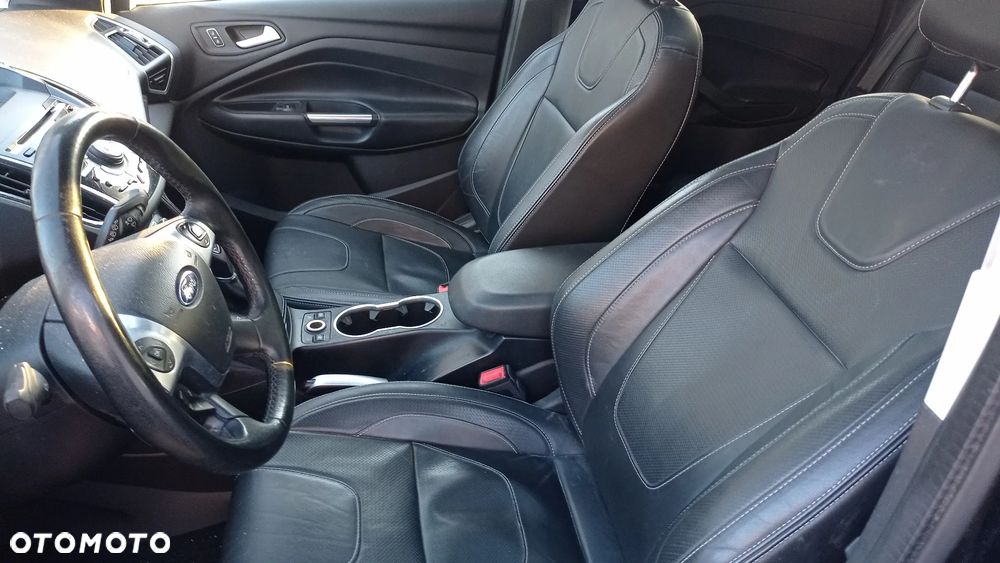 Ford Kuga 2.0 TDCi 4x4 Titanium - 32