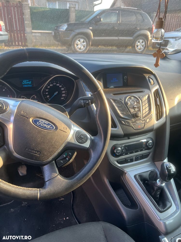 Ford Focus 1.6 TDCI DPF Start-Stopp-System Titanium - 4