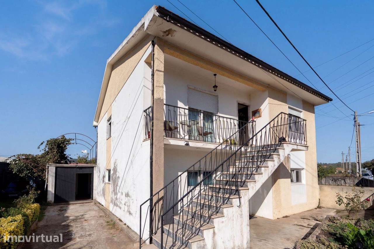 Moradia T5 com Terreno na Lousã – Excelente Oportunidade de Investimen - Grande imagem: 2/41