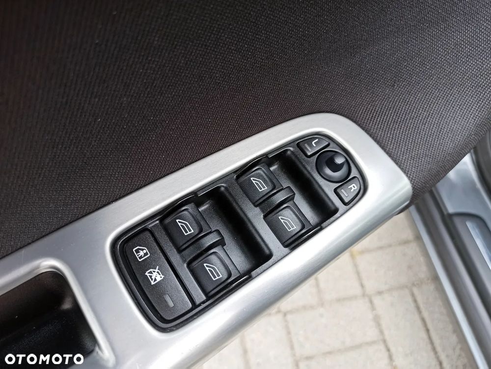 Volvo V50 D5 DPF Momentum - 29