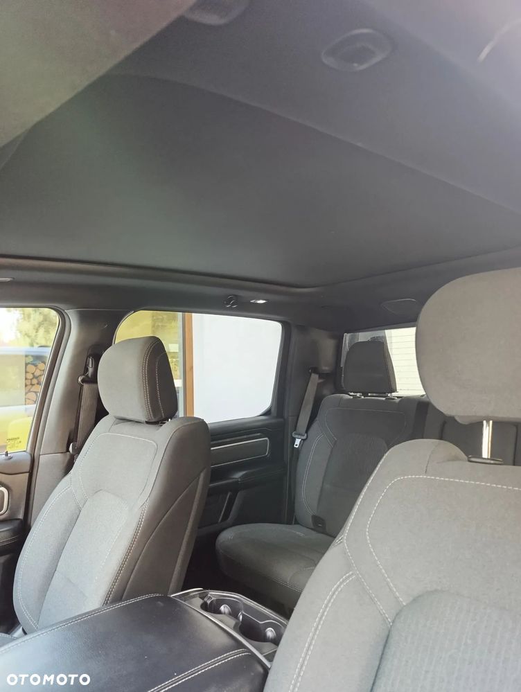 RAM 1500 - 9