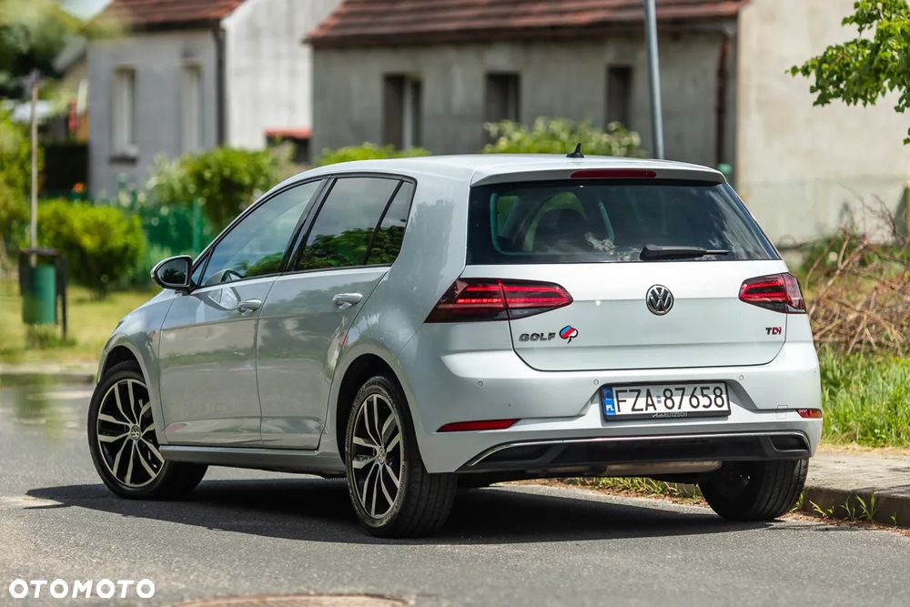 Volkswagen Golf 1.6 TDI (BlueMotion Technology) Comfortline - 17