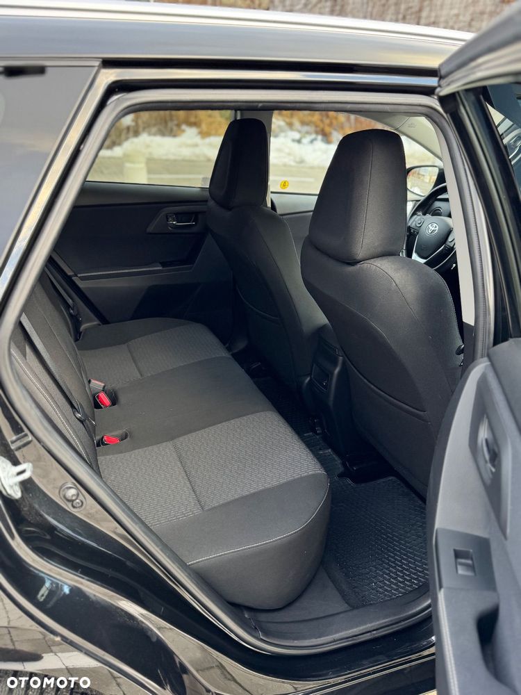 Toyota Auris 1.4 D-4D Premium EU5 - 21