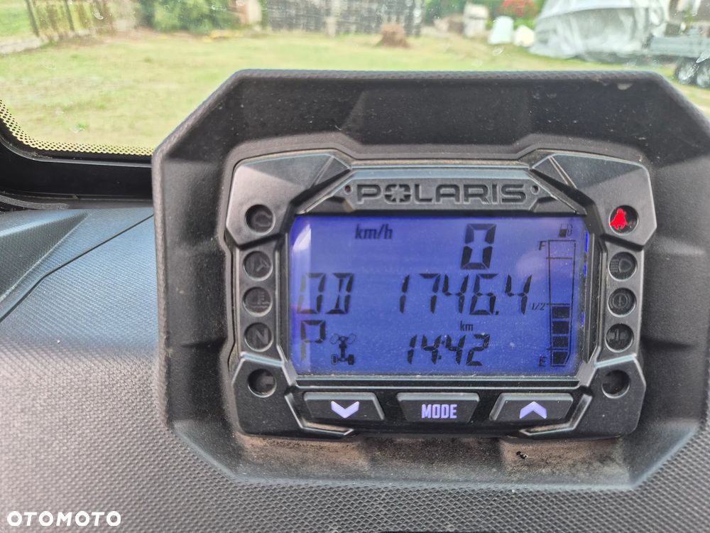 Polaris Ranger XP - 10