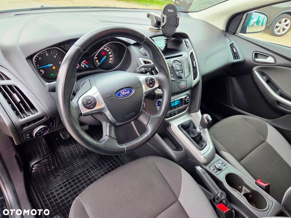 Ford Focus 1.6 TDCi Gold X - 26