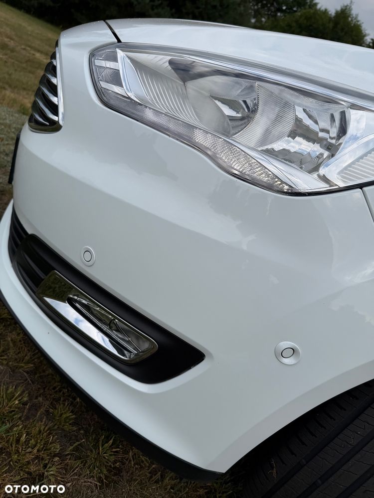 Ford C-MAX 1.5 TDCi Edition - 13