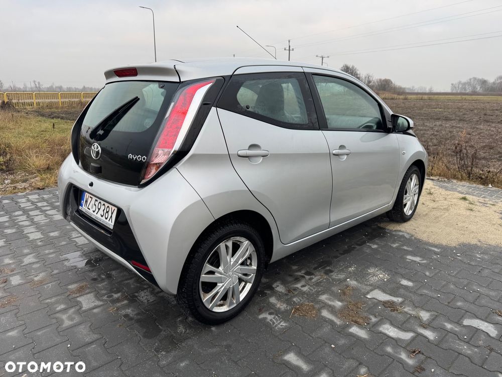 Toyota Aygo x-cite - 3