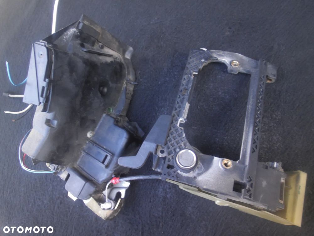 ZAMEK DRZWI PRAWY PRZÓD PRZEDNI EU 8352165 BMW E39 95-00 - 1