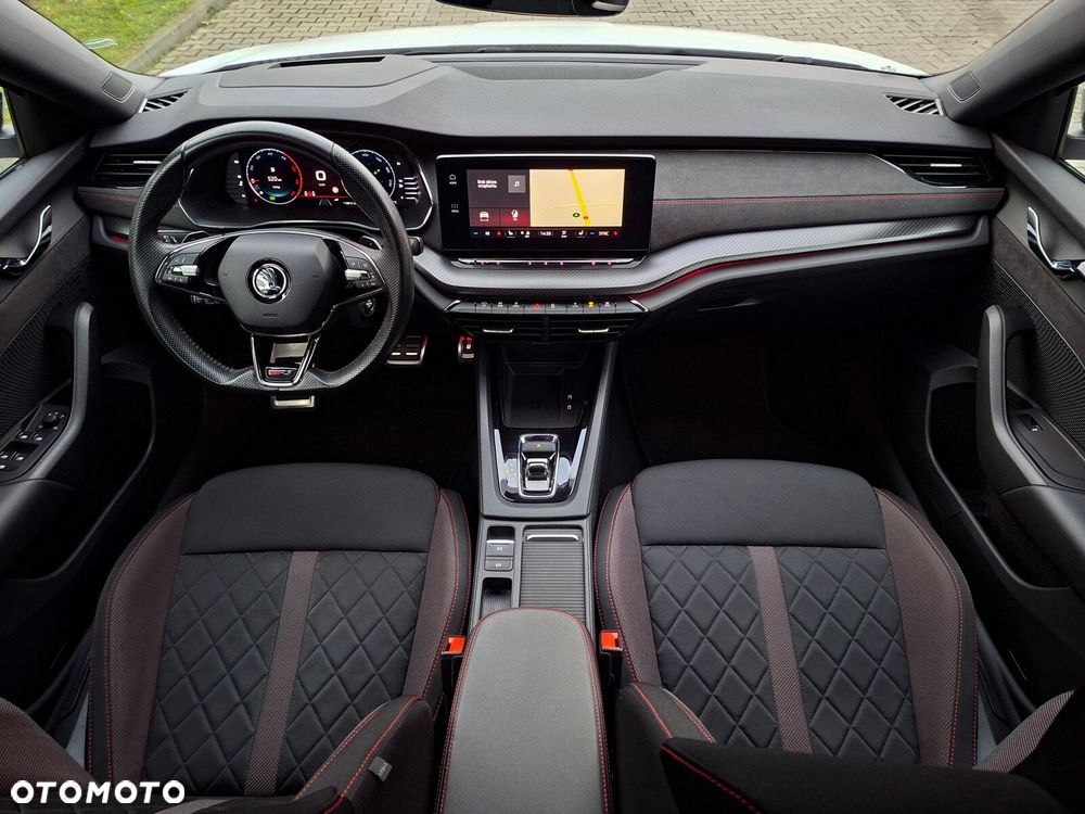 Skoda Octavia 2.0 TDI RS DSG - 11