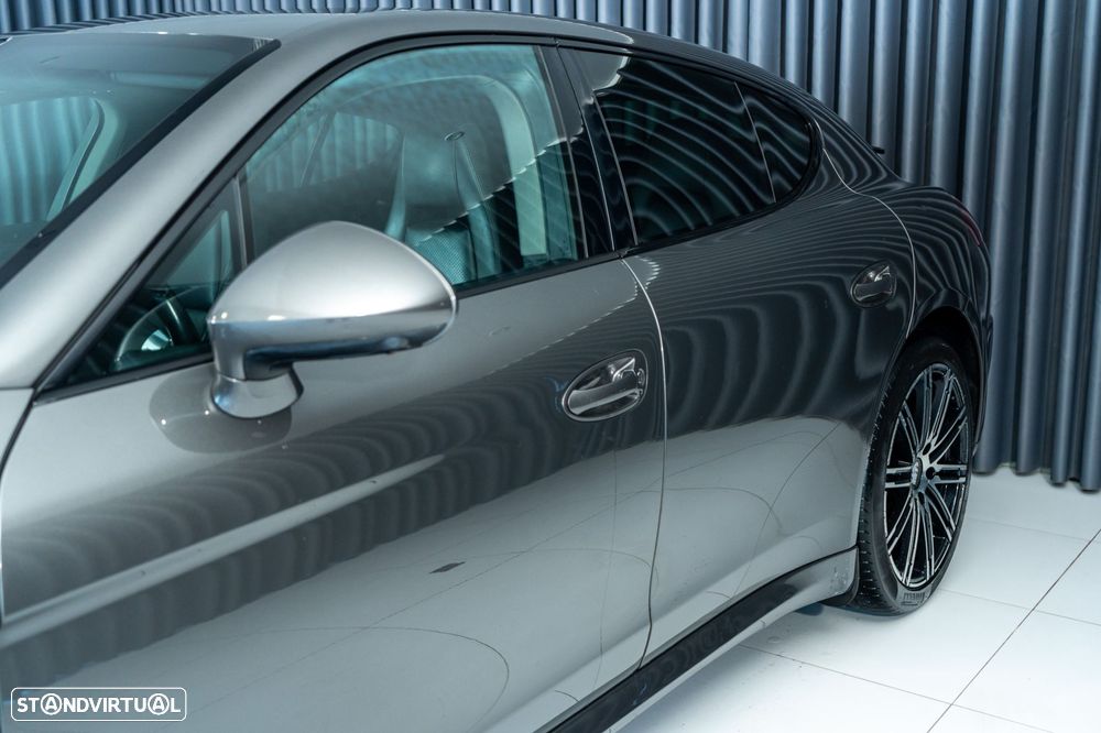 Porsche Panamera Standard - 31