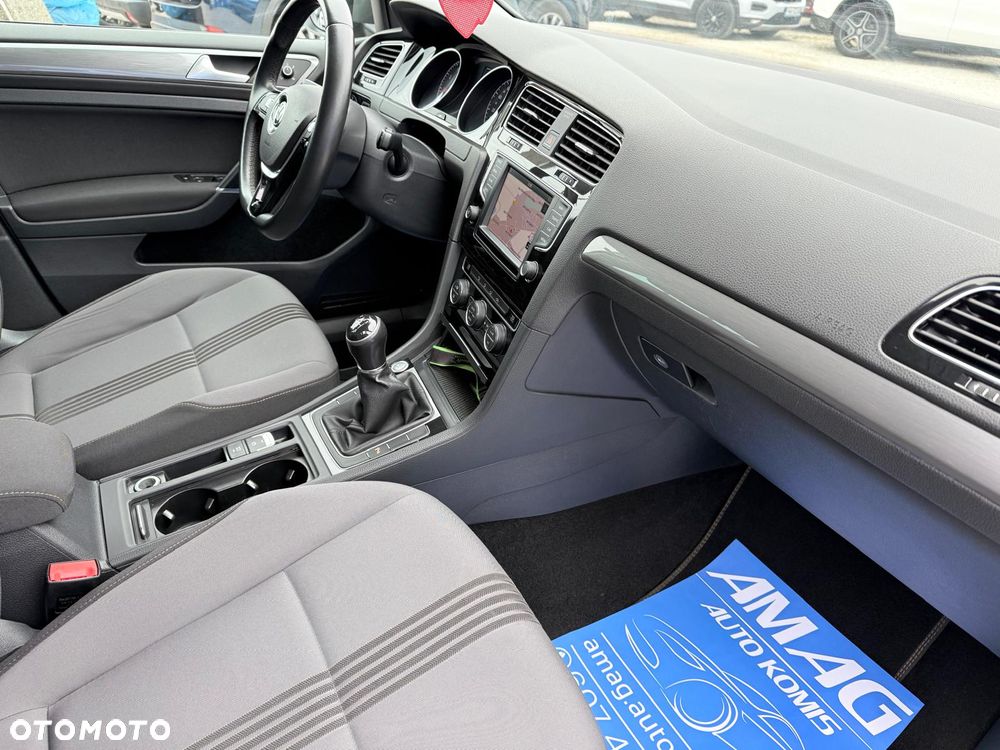 Volkswagen Golf 1.2 TSI BlueMotion Technology Allstar - 16
