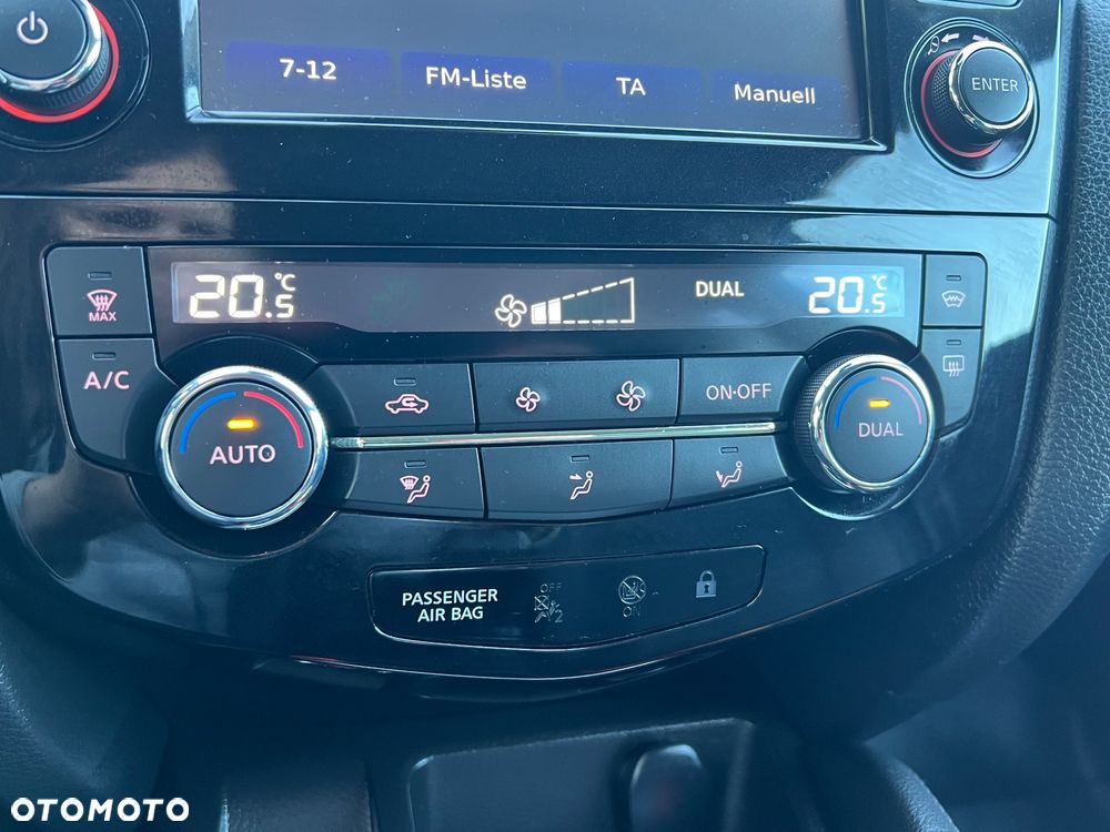 Nissan Qashqai 1.6 DIG-T Tekna - 26