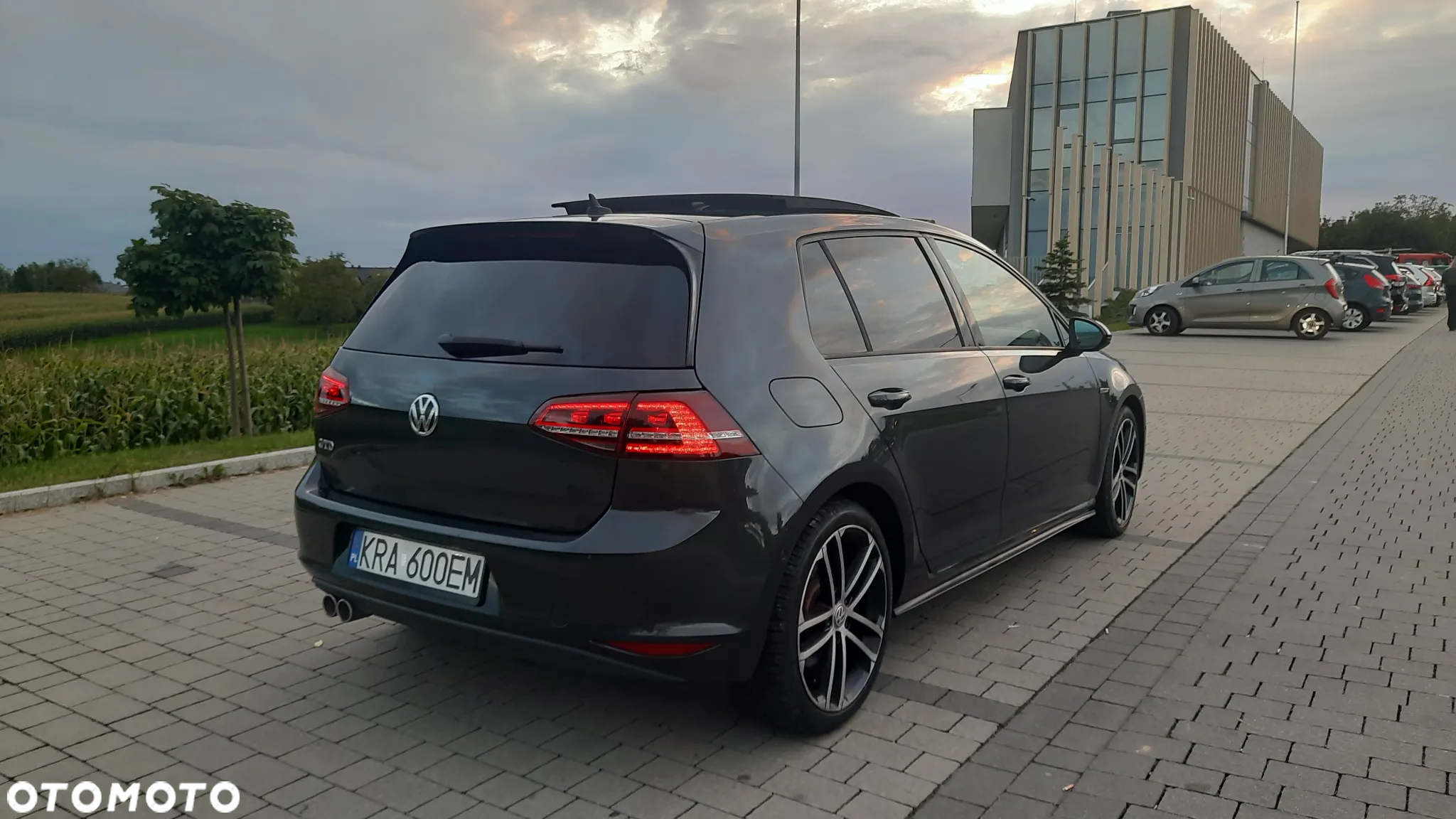 Volkswagen Golf GTD 2.0 TDI SCR DSG - 10