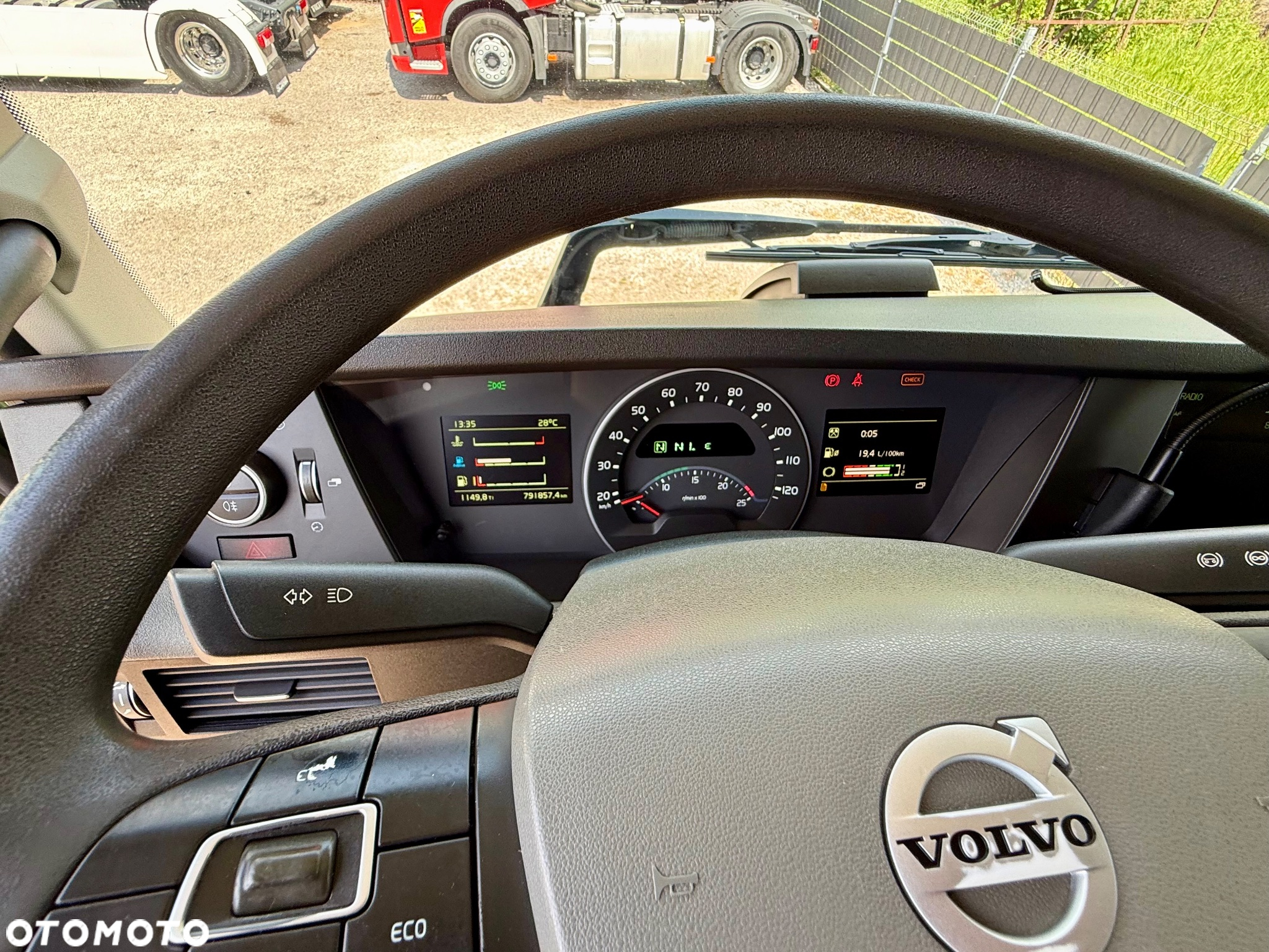 Volvo FH500 / 2017 / 791000km / NOWE OPONY  / DWA ŁÓŻKA - 20