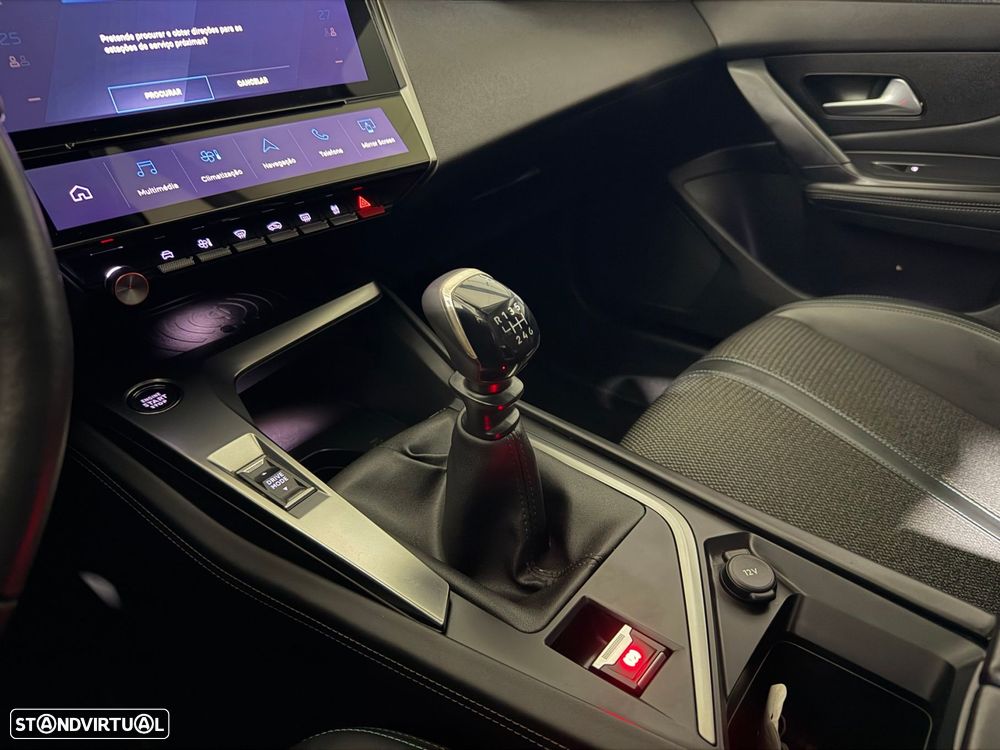 Peugeot 308 1.2 PureTech Allure Pack - 13