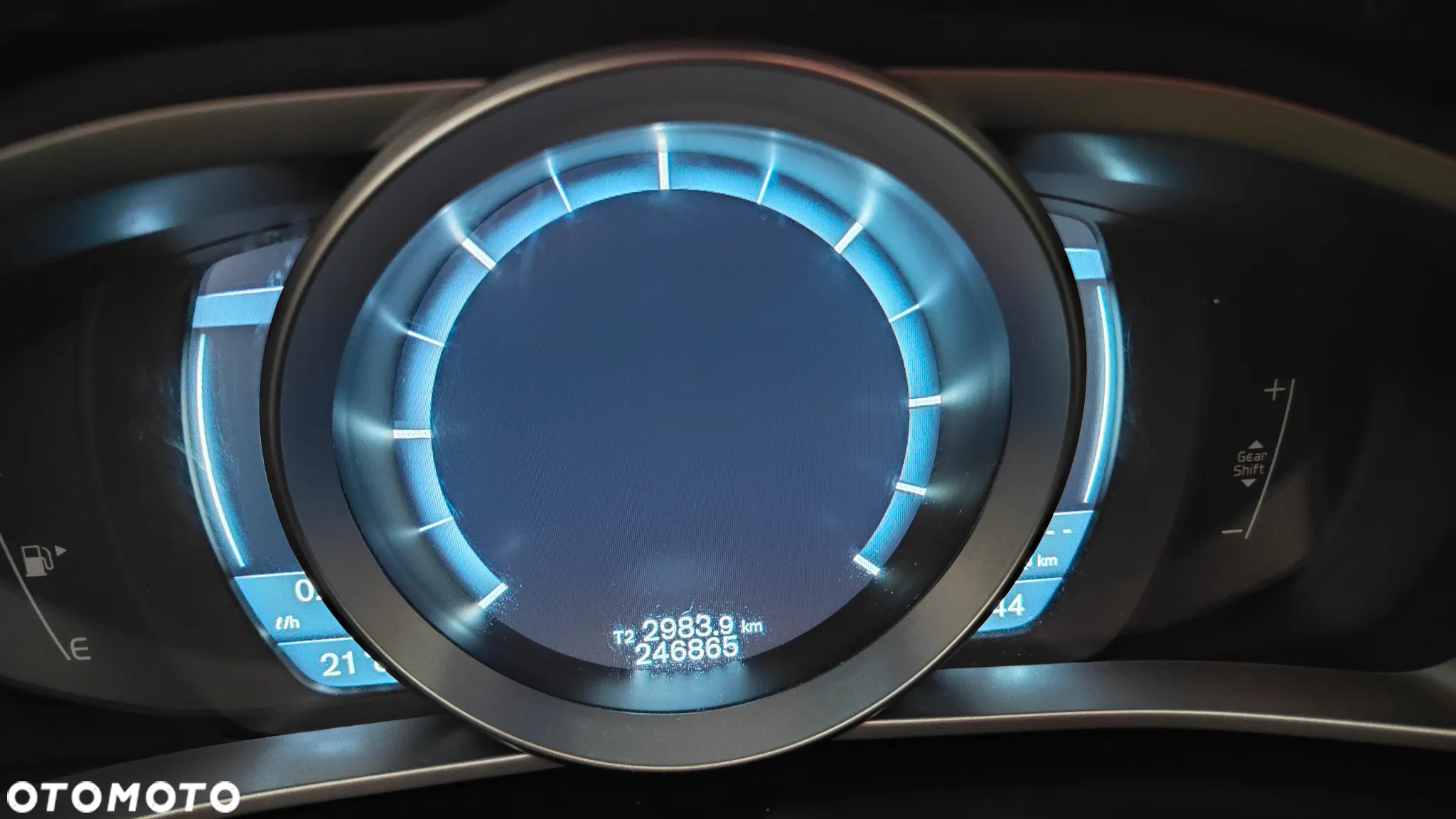 Volvo V40 D2 R-Design Summum - 9