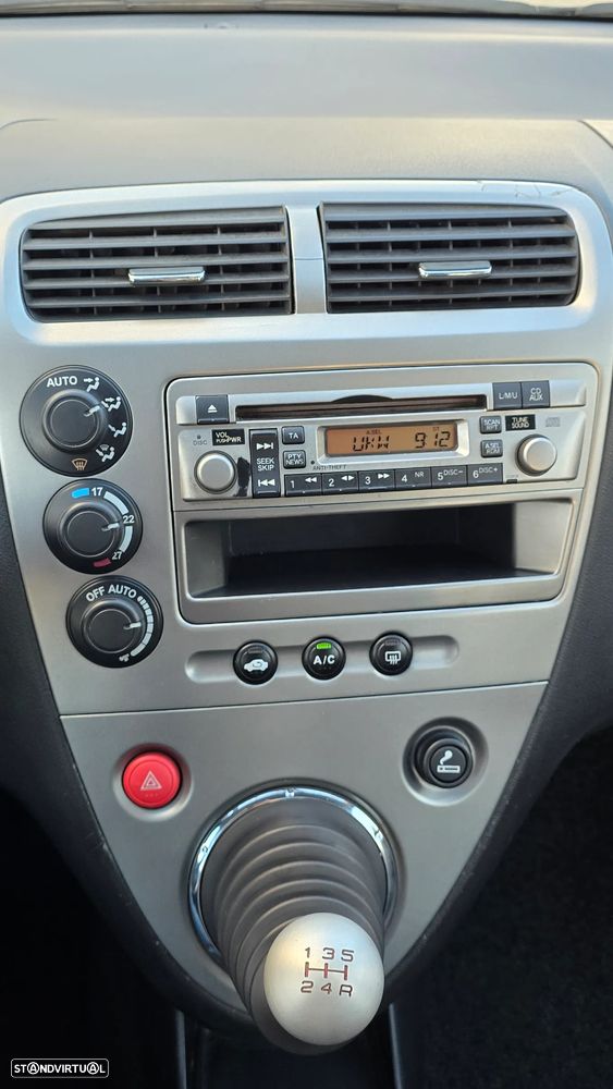 Honda Civic 1.4 LS - 10