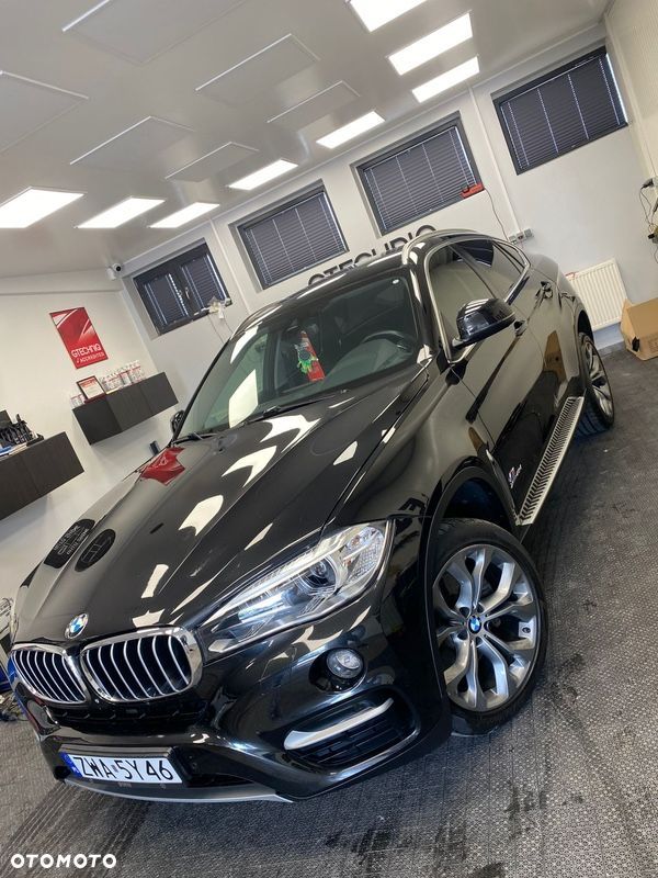 BMW X6 xDrive40d - 13