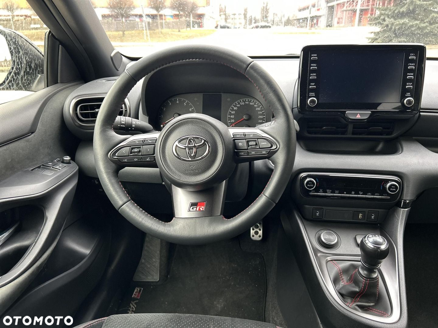 Toyota Yaris GR 1.6 Dynamic - 12