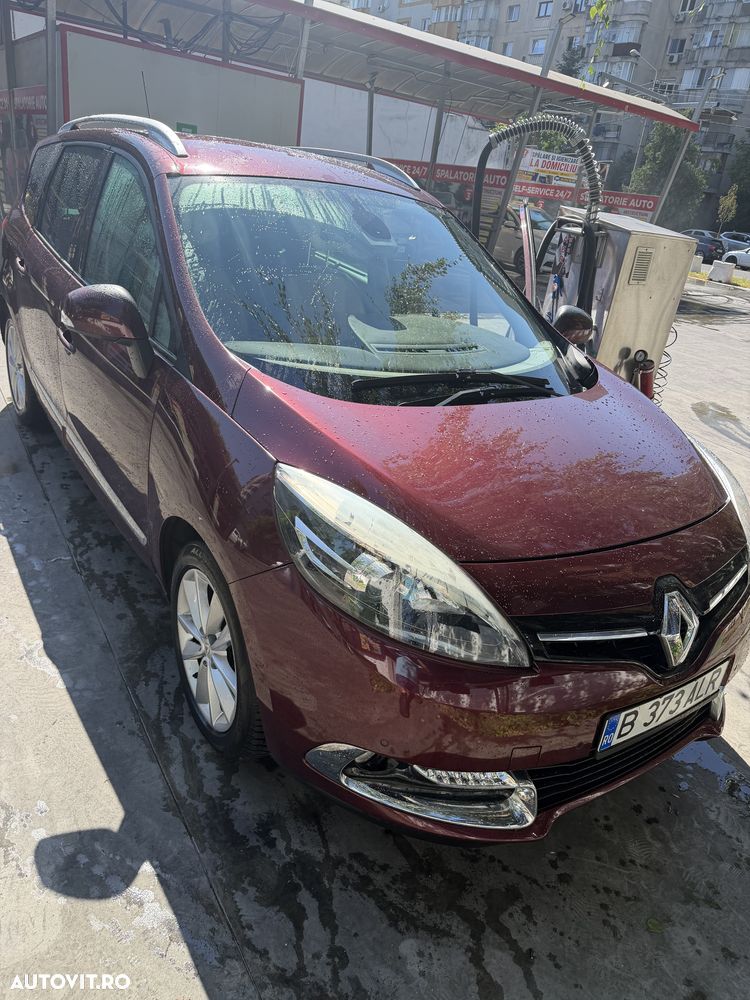 Renault Grand Scenic - 19
