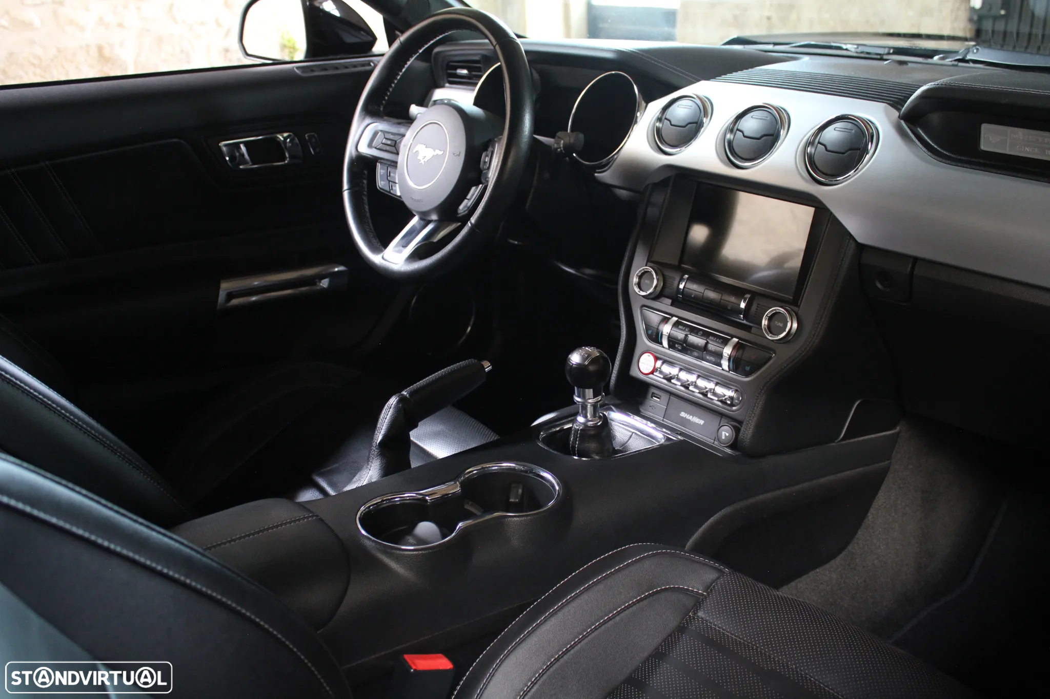 Ford Mustang Cabrio 2.3 Eco Boost - 11