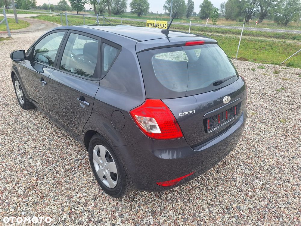 Kia Ceed 1.4 CVVT Spirit - 3